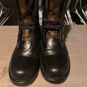 COPY - Louis Vuitton METROPOLIS FLAT RANGER